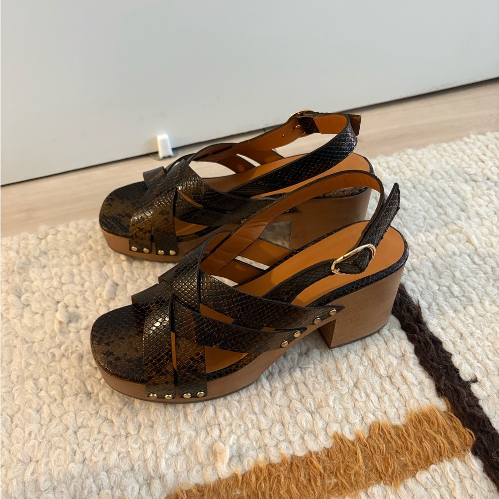 Sezane Ada Clogs Python Print